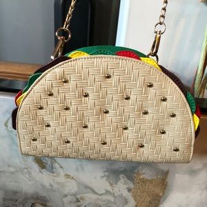 Taco purse with gold chain